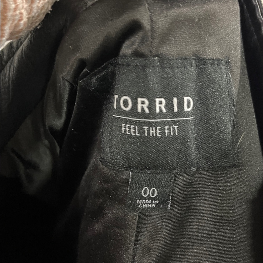 Torrid Black faux leather Bomber/Motorcycle Jacket - Picture 5 of 6